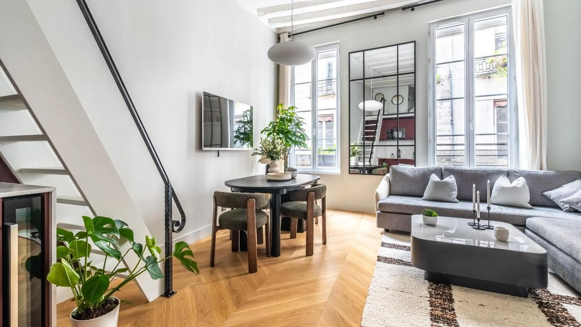 Luxury Apartement, Center Of Paris location